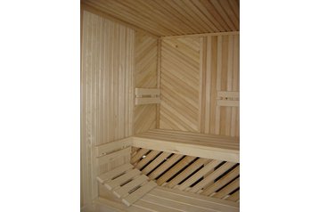 Ucraina Privát Malyj Bereznyj, Exteriorul